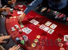 世界杯足球让球怎么买-世界杯足球让球购买策略，理性投注与风险管理
